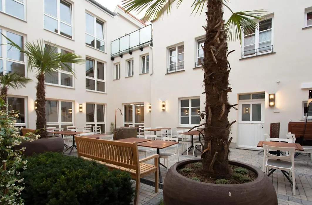 Hotel Tuchhaus-1